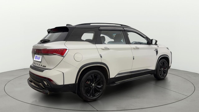 View MG Hector Plus Image 48 Used MG Hector Plus Image 48