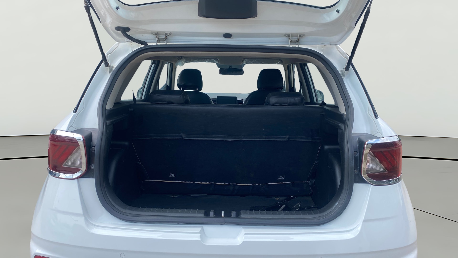 View 2020 Hyundai Venue S Plus 1.2 Petrol Image 37 Used 2020 Hyundai Venue S Plus 1.2 Petrol Image 37