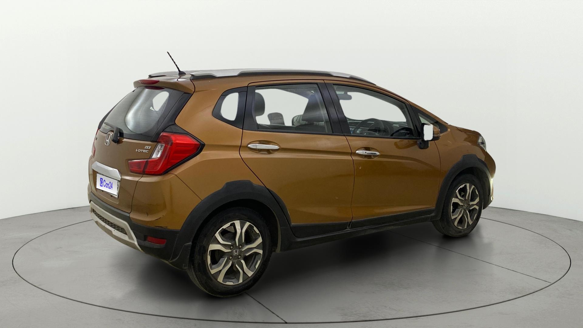 View 2018 Honda WR-V S MT Diesel Edge Edition Image 47 Used 2018 Honda WR-V S MT Diesel Edge Edition Image 47