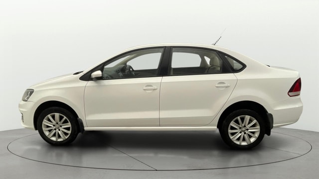 View Volkswagen Vento Image 25 Used Volkswagen Vento Image 25