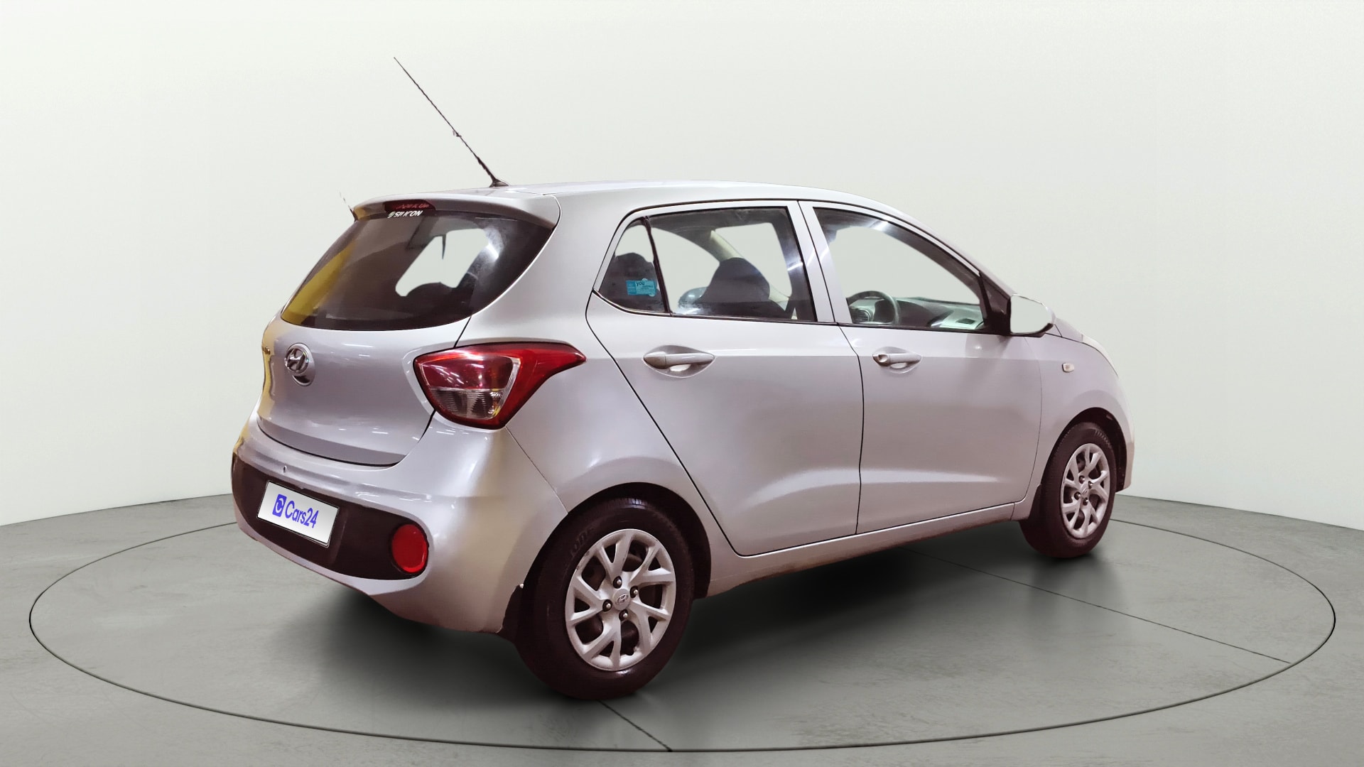 View 2018 Hyundai Grand i10 Magna 1.2 Kappa VTVT Image 44 Used 2018 Hyundai Grand i10 Magna 1.2 Kappa VTVT Image 44