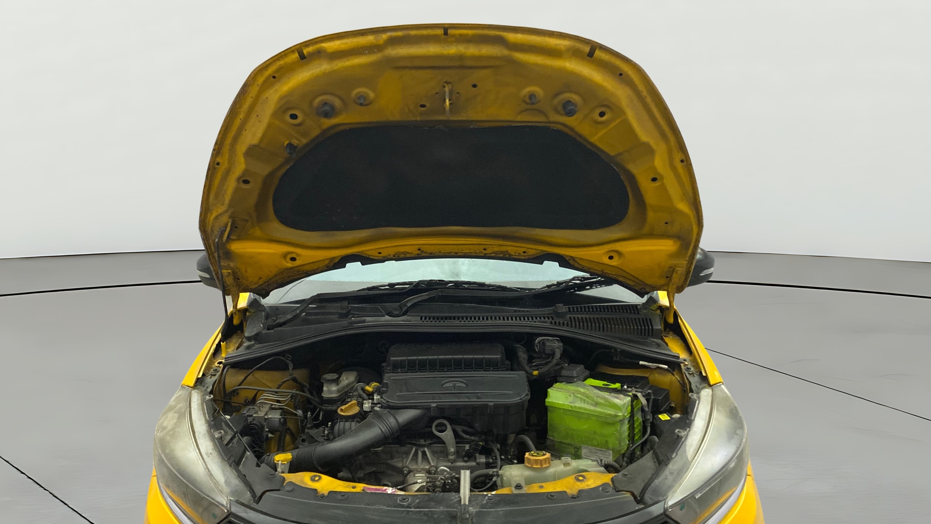 View 2020 Tata Tiago Revotorq XB Image 32 Used 2020 Tata Tiago Revotorq XB Image 32