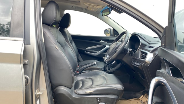 View MG Hector Image 28 Used MG Hector Image 28