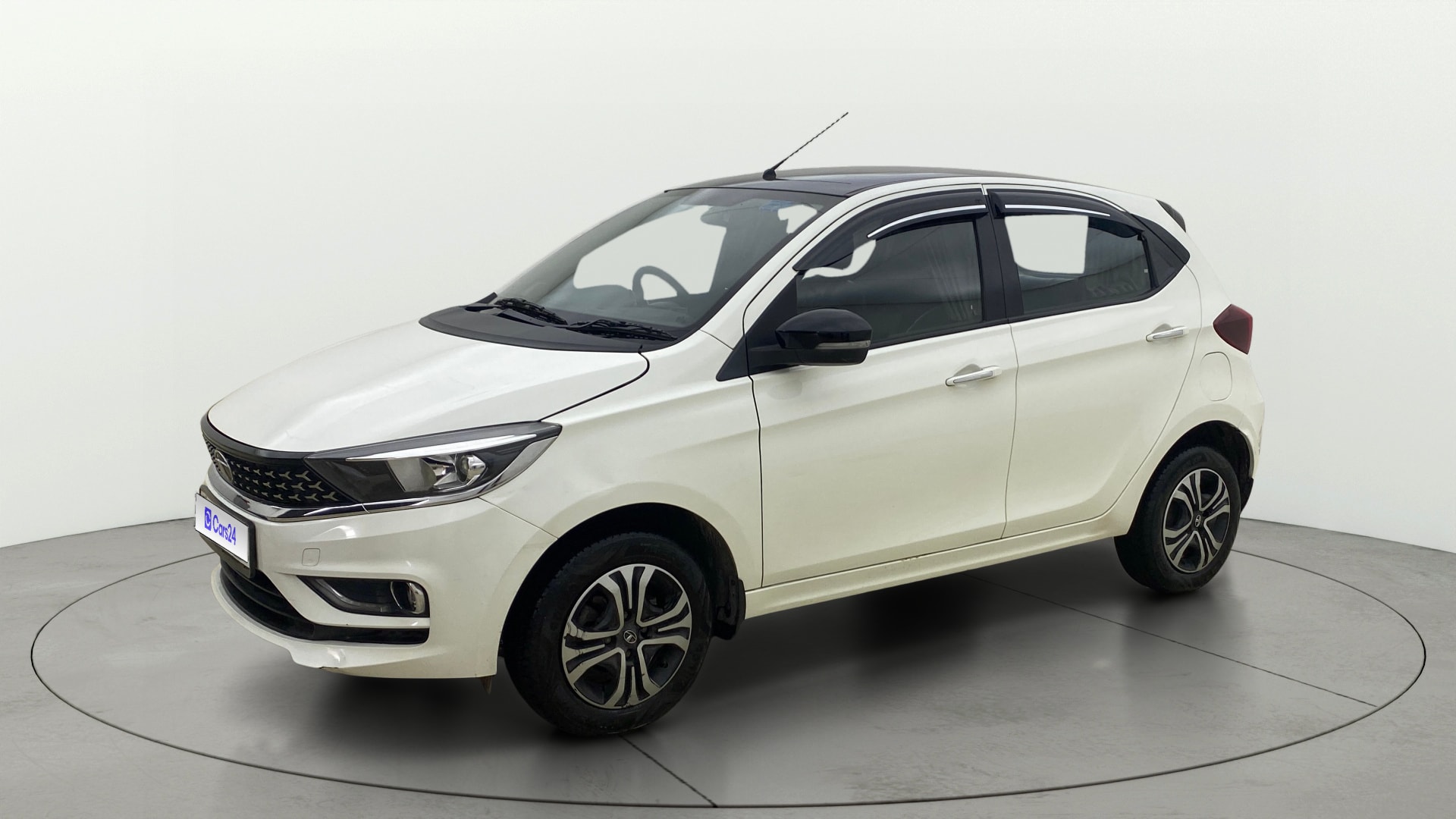 Used 2025 Tata Tiago Used 2025 Tata Tiago