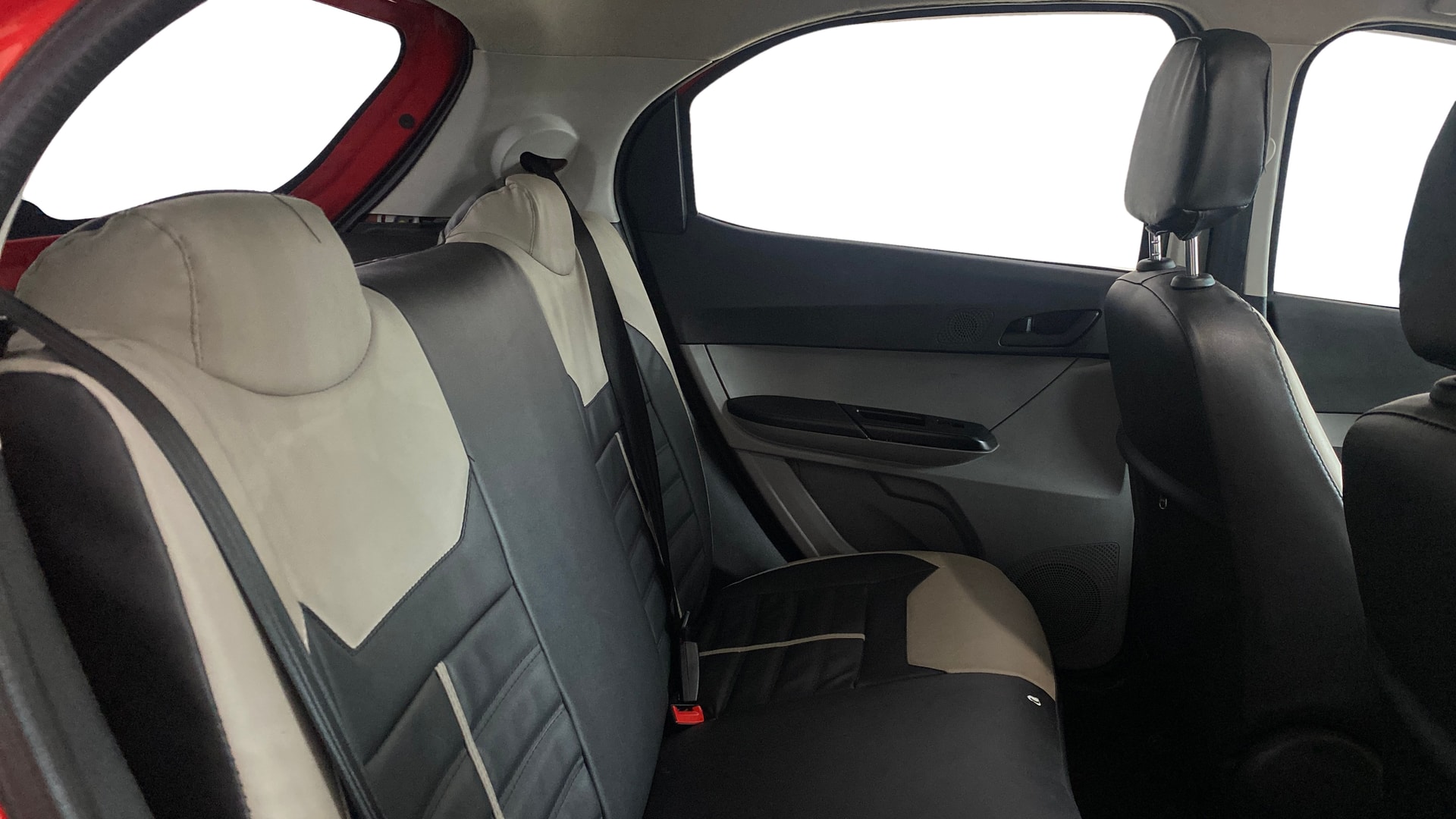 View 2020 Tata Tiago Revotorq XB Image 28 Used 2020 Tata Tiago Revotorq XB Image 28