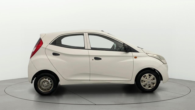 View Hyundai EON Image 8 Used Hyundai EON Image 8