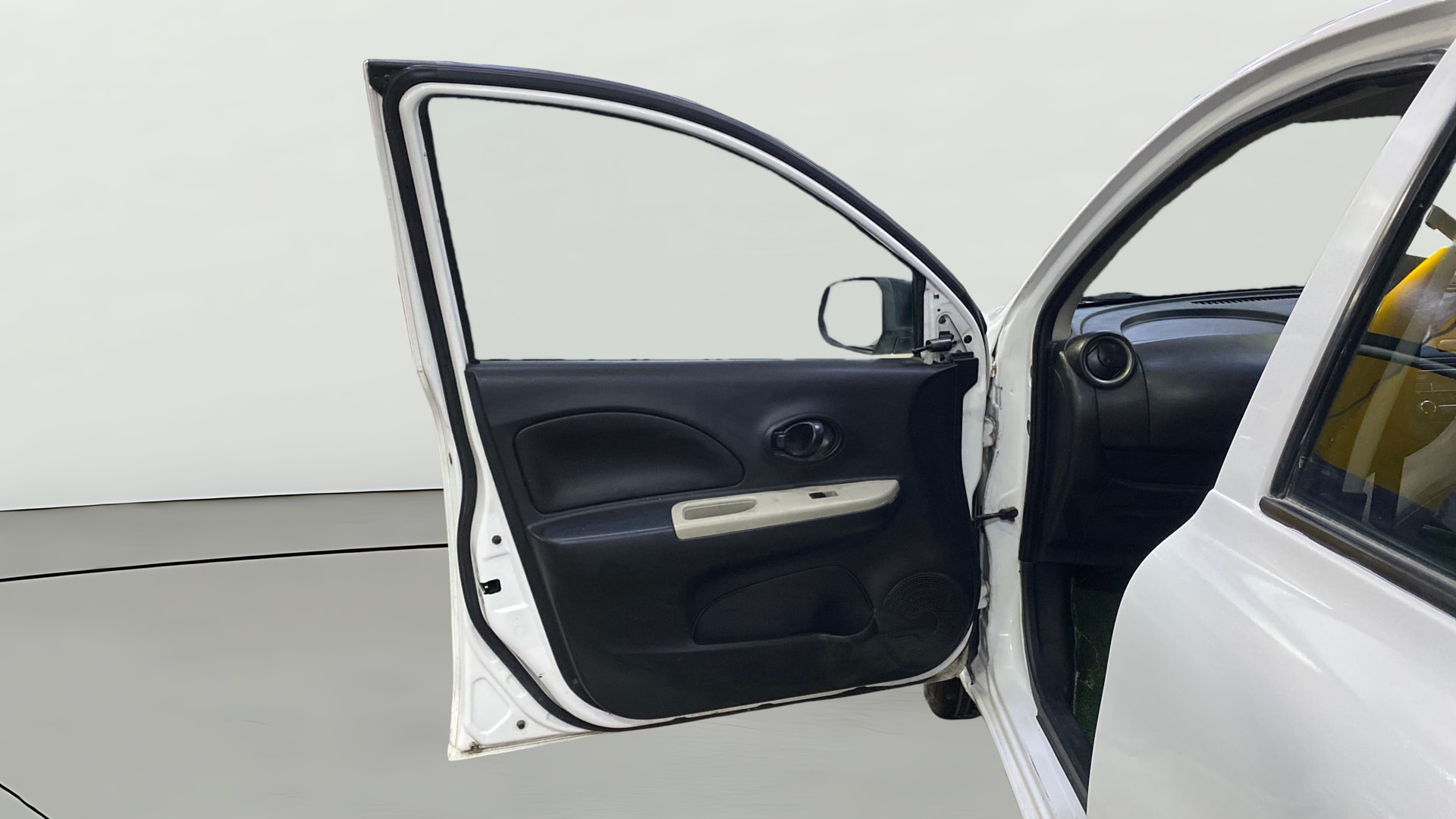 View 2015 Nissan Micra Active XL Image 30 Used 2015 Nissan Micra Active XL Image 30