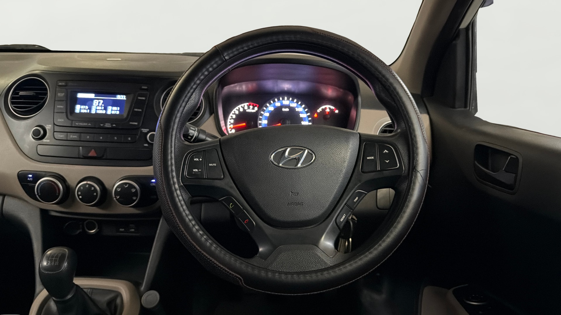 View 2017 Hyundai Xcent E Petrol Image 20 Used 2017 Hyundai Xcent E Petrol Image 20