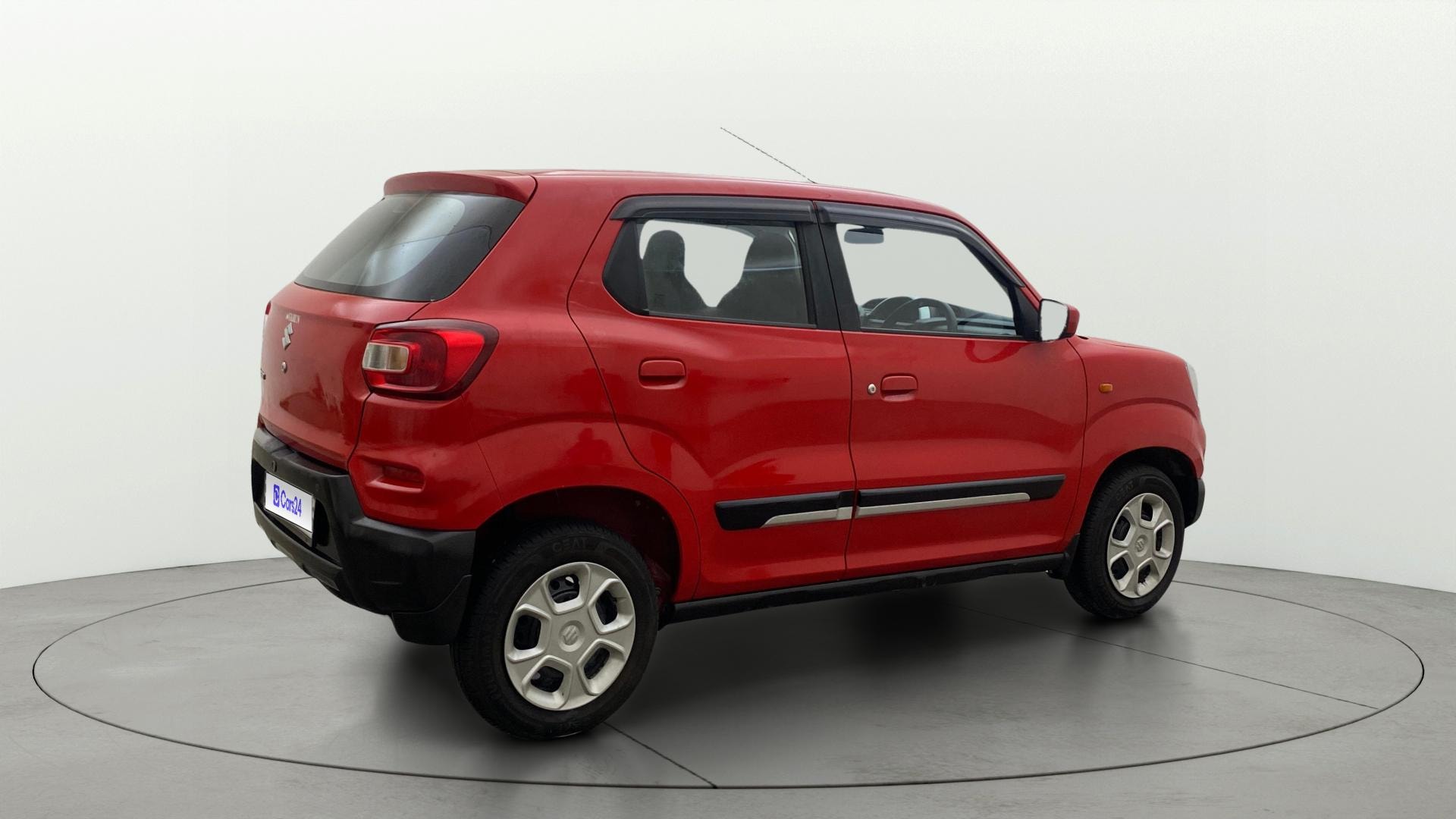 View 2025 Maruti Suzuki 1000 Base Variant Image 42 Used 2025 Maruti Suzuki 1000 Base Variant Image 42