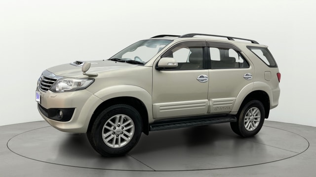View Toyota Fortuner Image 23 Used Toyota Fortuner Image 23