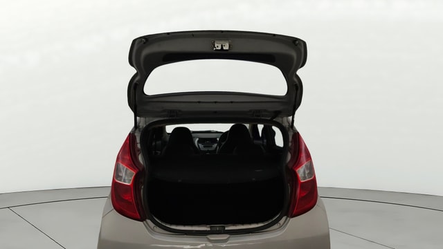 View Hyundai EON Image 16 Used Hyundai EON Image 16