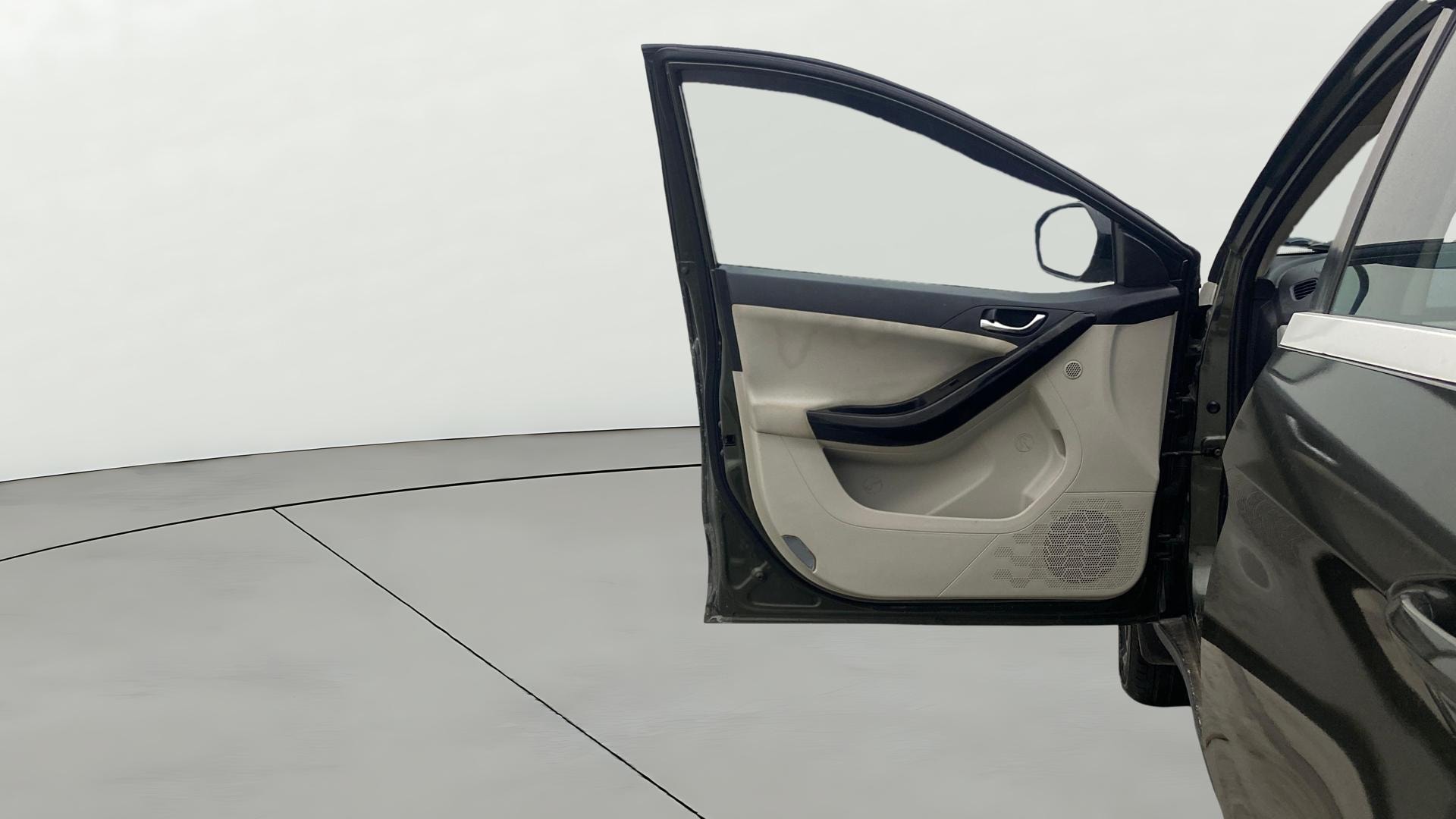 View 2023 Tata Nexon Revotron XE Image 31 Used 2023 Tata Nexon Revotron XE Image 31