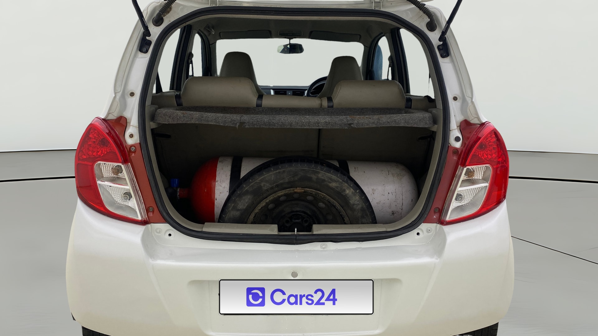 View 2017 Maruti Suzuki 1000 Base Variant Image 36 Used 2017 Maruti Suzuki 1000 Base Variant Image 36