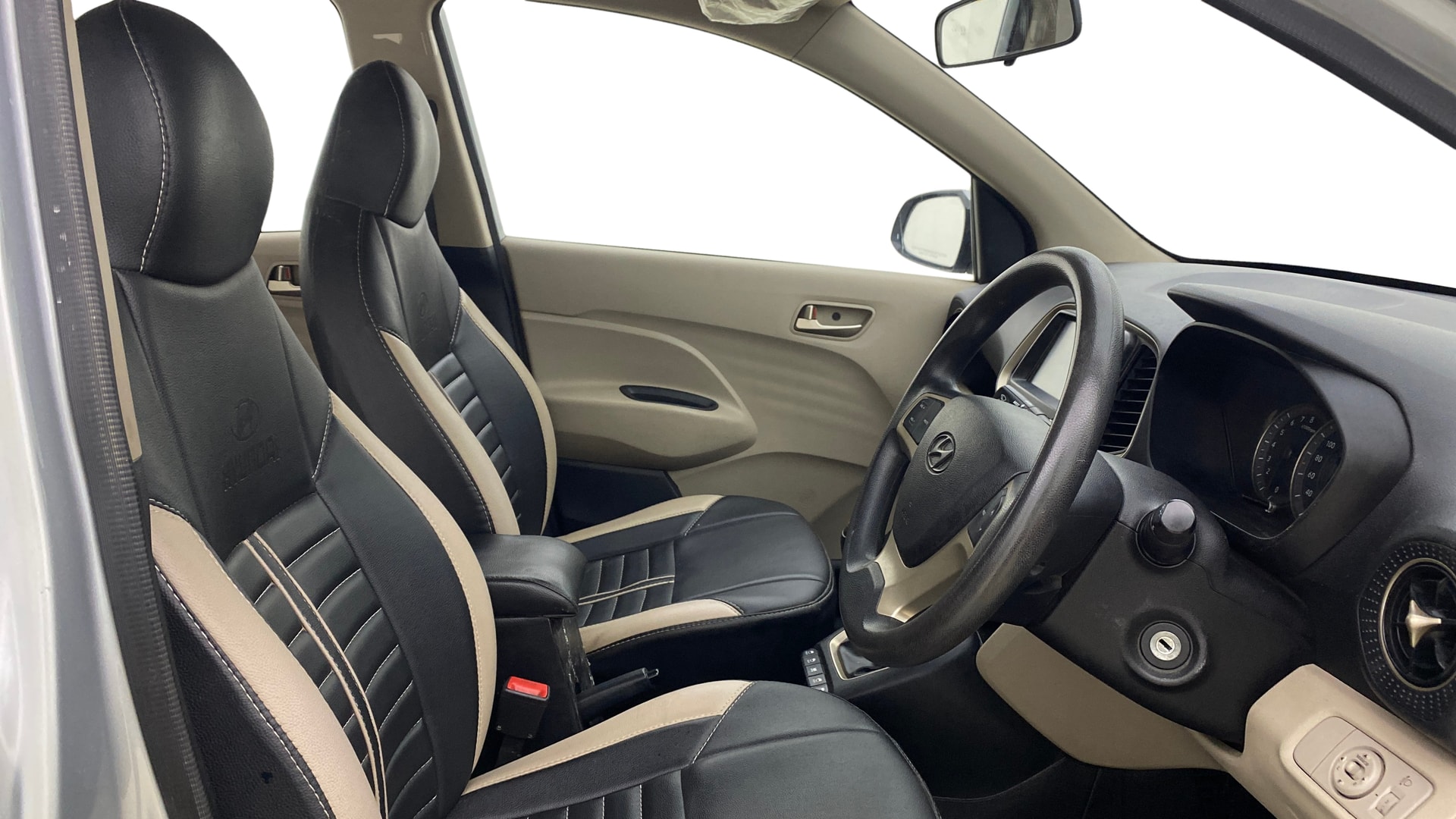 View 2019 Hyundai New Santro D-Lite Petrol Image 25 Used 2019 Hyundai New Santro D-Lite Petrol Image 25