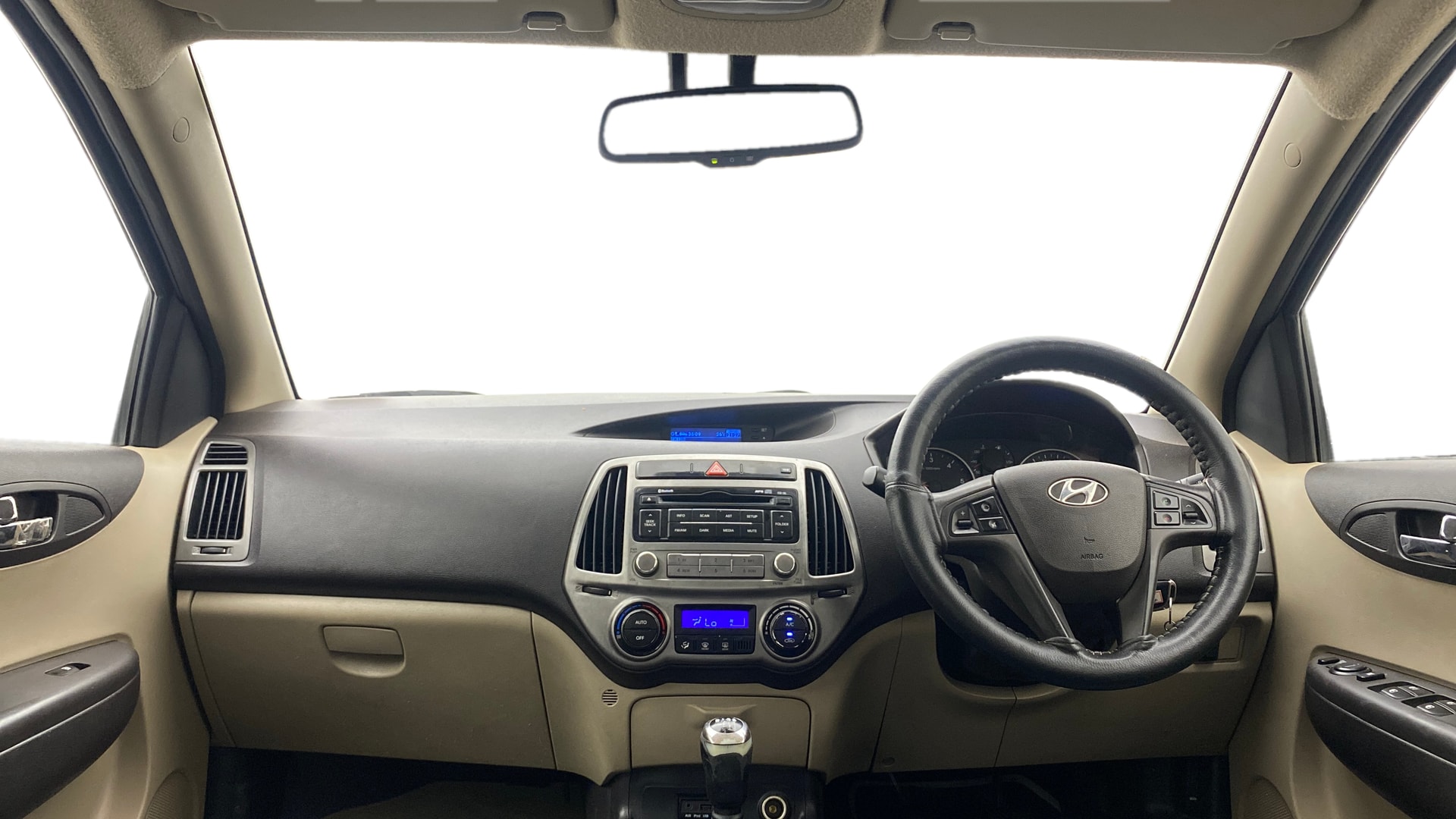View 2014 Hyundai Elite i20 1.4 Era Diesel BS IV Image 15 Used 2014 Hyundai Elite i20 1.4 Era Diesel BS IV Image 15
