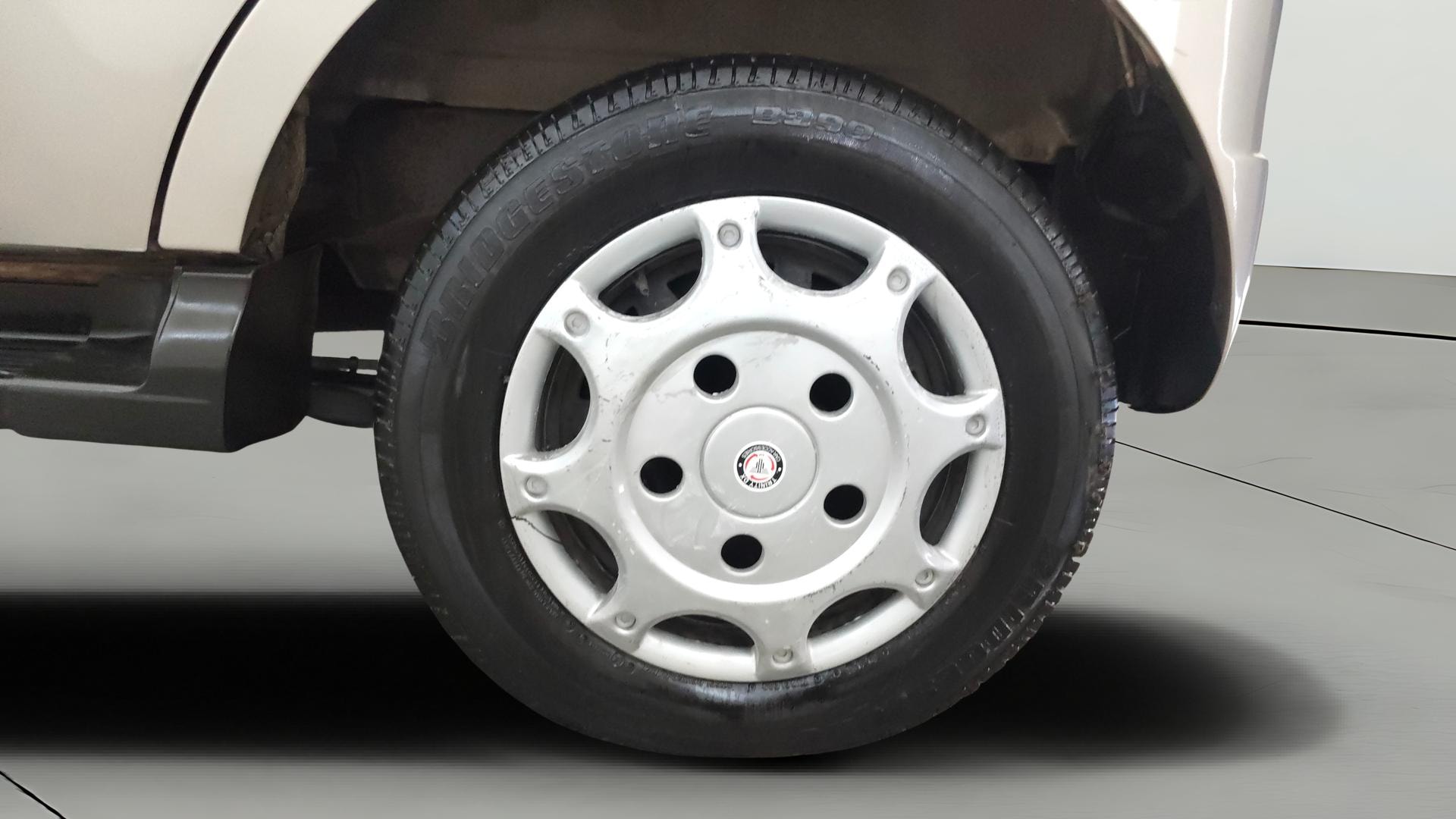 View 2014 Mahindra Quanto C6 Image 11 Used 2014 Mahindra Quanto C6 Image 11