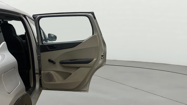 View Renault Triber Image 7 Used Renault Triber Image 7