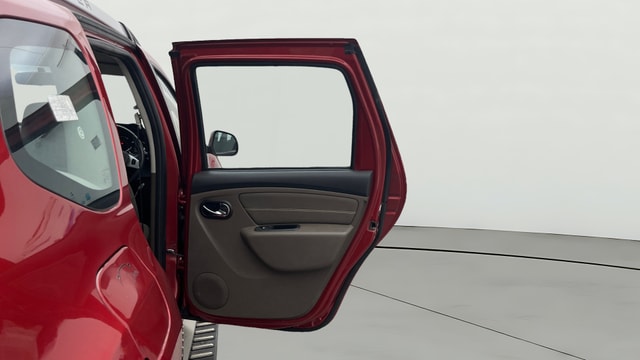 View Renault Duster Image 7 Used Renault Duster Image 7