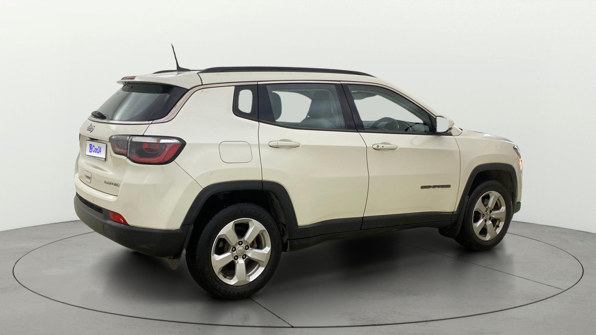 View 2019 Jeep Compass Limited 1.4 Multi AIR Petrol DDCT AT BS IV Image 44 Used 2019 Jeep Compass Limited 1.4 Multi AIR Petrol DDCT AT BS IV Image 44