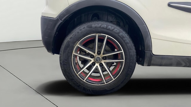 View Mahindra XUV300 Image 23 Used Mahindra XUV300 Image 23