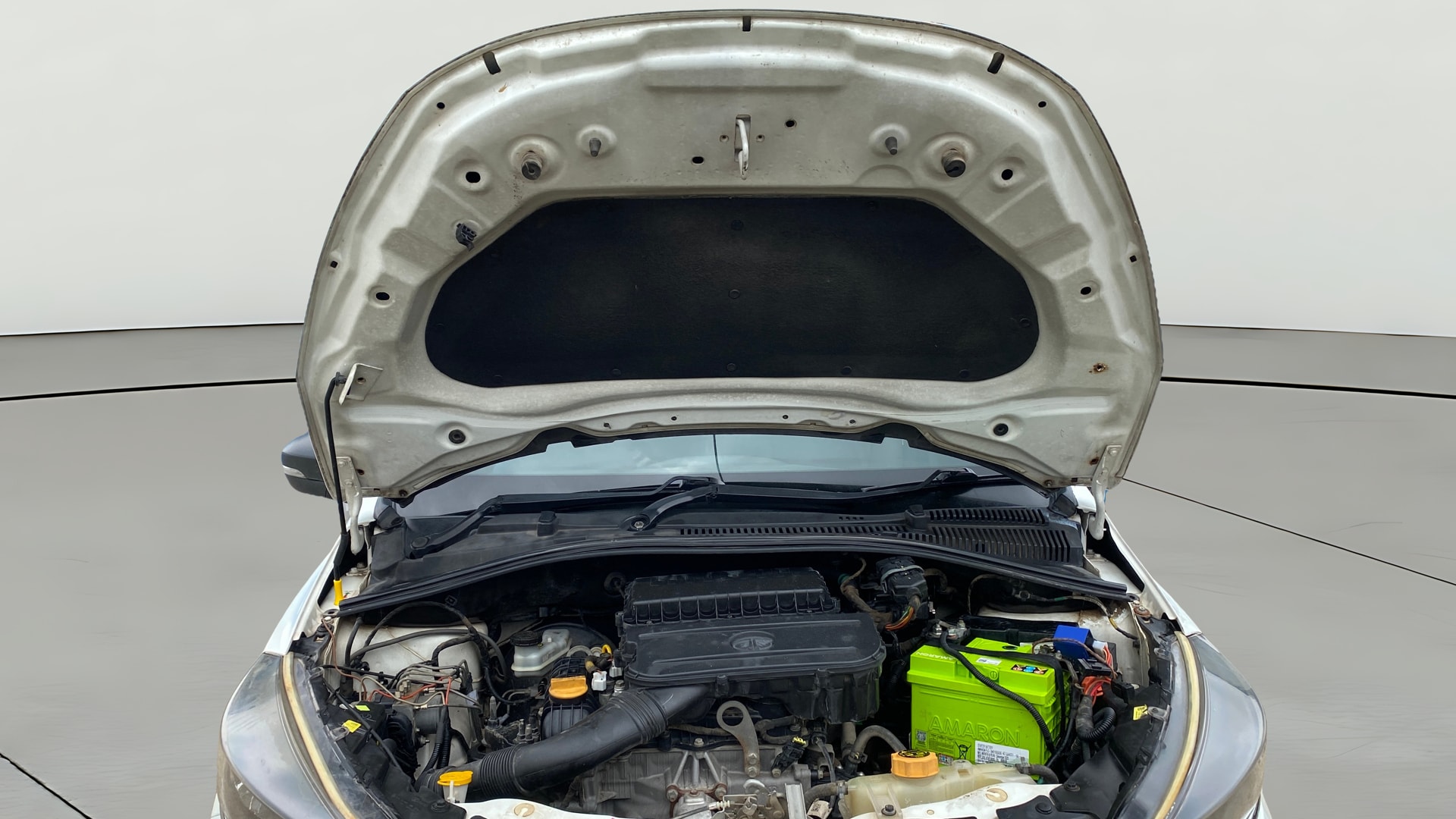 View 2020 Tata Tiago Revotorq XB Image 19 Used 2020 Tata Tiago Revotorq XB Image 19