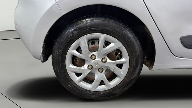 View Hyundai Grand i10 Image 24 Used Hyundai Grand i10 Image 24
