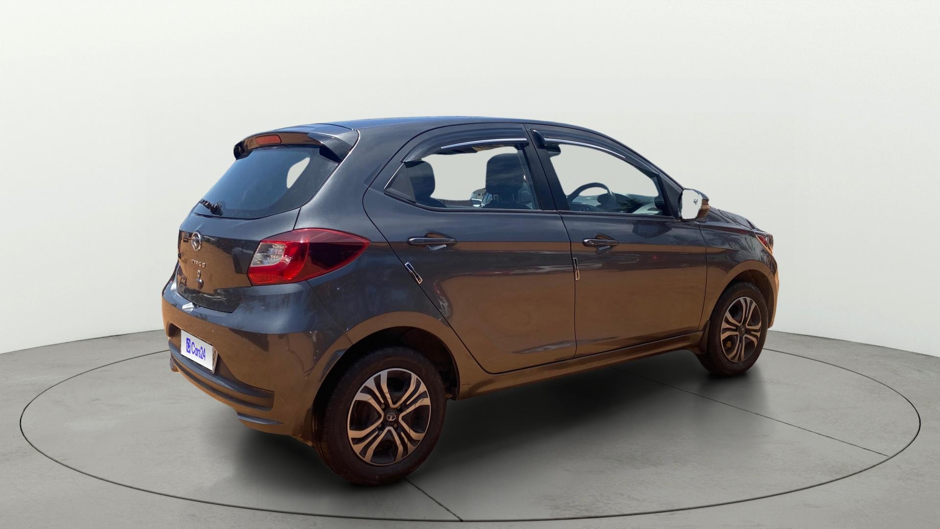 View 2021 Tata Tiago Revotorq XB Image 42 Used 2021 Tata Tiago Revotorq XB Image 42