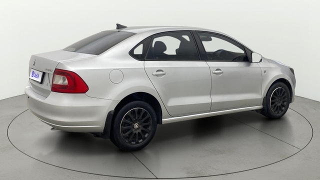 View Skoda Rapid Image 42 Used Skoda Rapid Image 42
