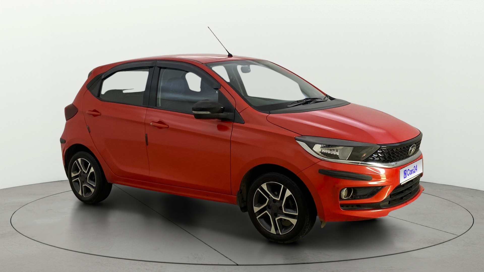 View 2021 Tata Tiago Revotorq XB Image 21 Used 2021 Tata Tiago Revotorq XB Image 21