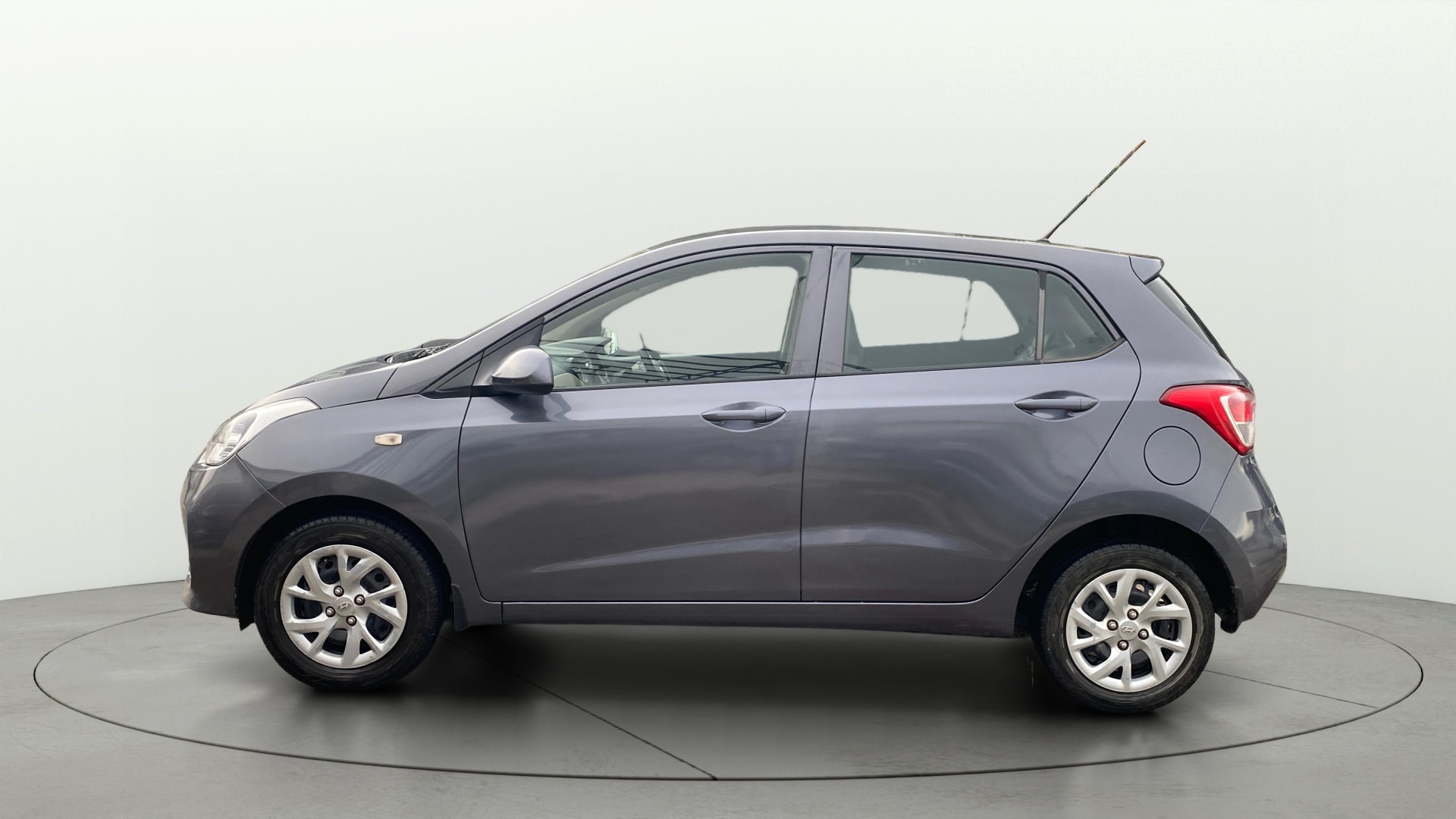 Used 2017 Hyundai Grand i10 Used 2017 Hyundai Grand i10