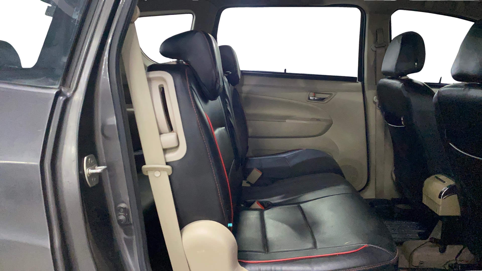 View 2017 Maruti Suzuki 1000 Base Variant Image 30 Used 2017 Maruti Suzuki 1000 Base Variant Image 30