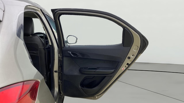 View Tata Tiago NRG Image 7 Used Tata Tiago NRG Image 7