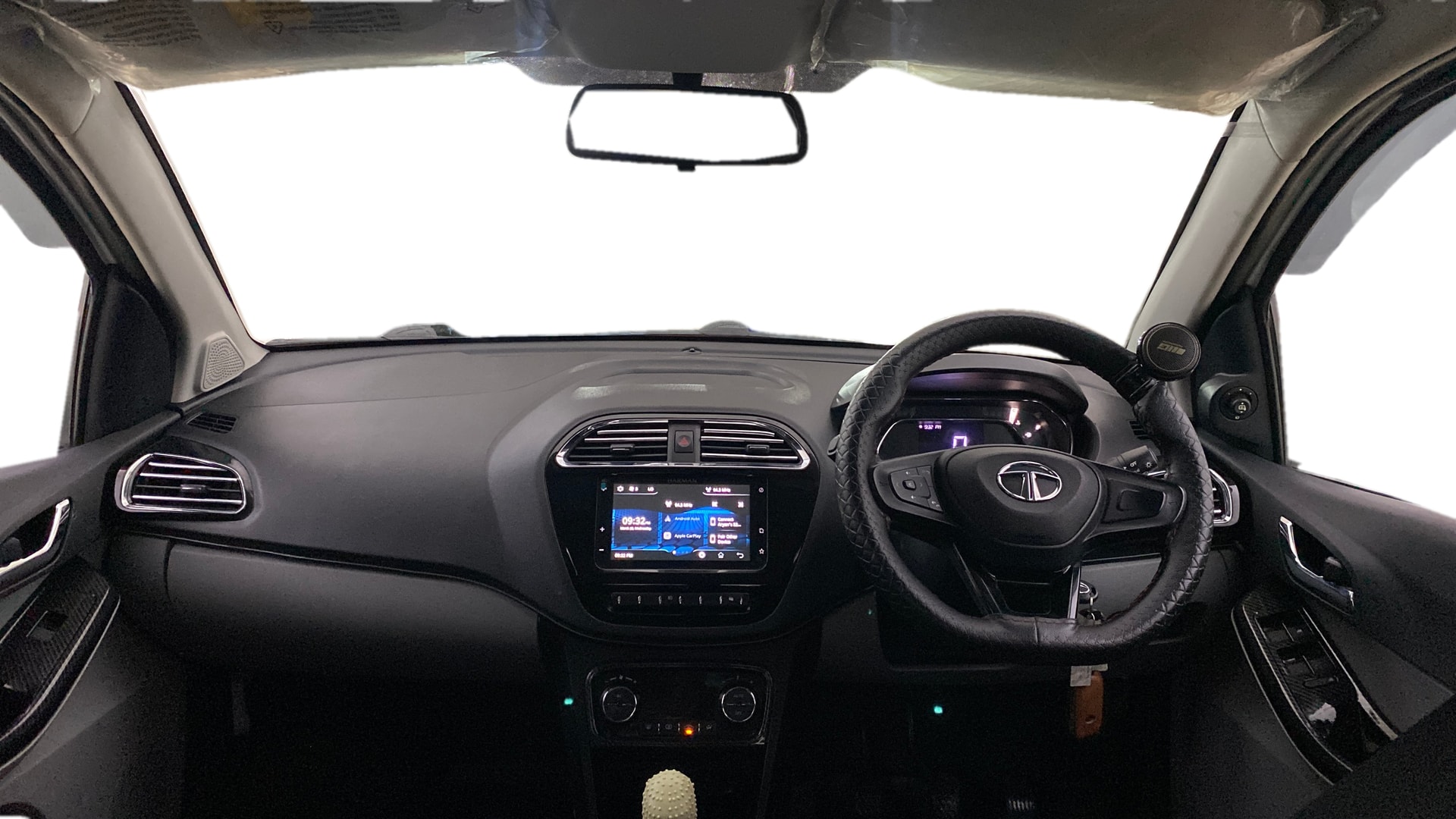View 2021 Tata Tiago Revotorq XB Image 15 Used 2021 Tata Tiago Revotorq XB Image 15