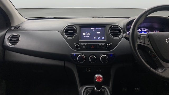 View Hyundai Grand i10 Image 17 Used Hyundai Grand i10 Image 17