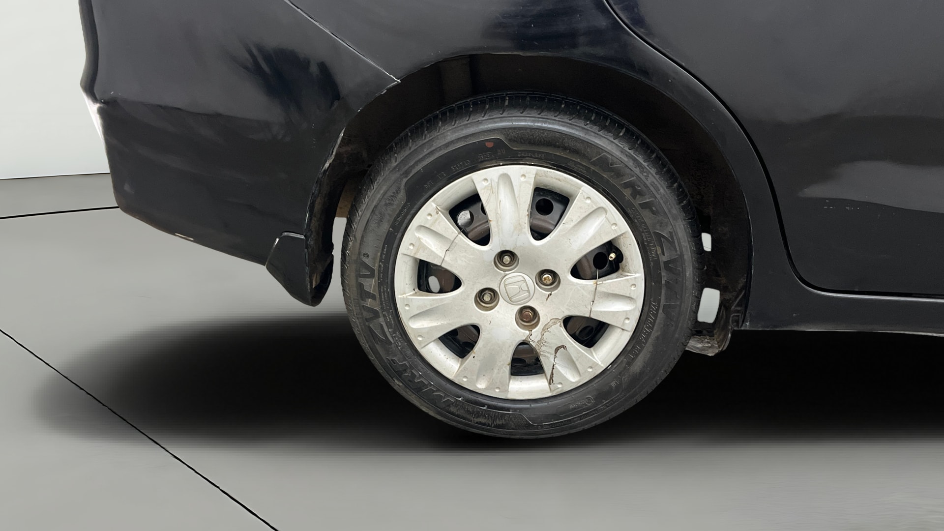 View 2013 Honda Amaze E MT Petrol BS IV Image 23 Used 2013 Honda Amaze E MT Petrol BS IV Image 23