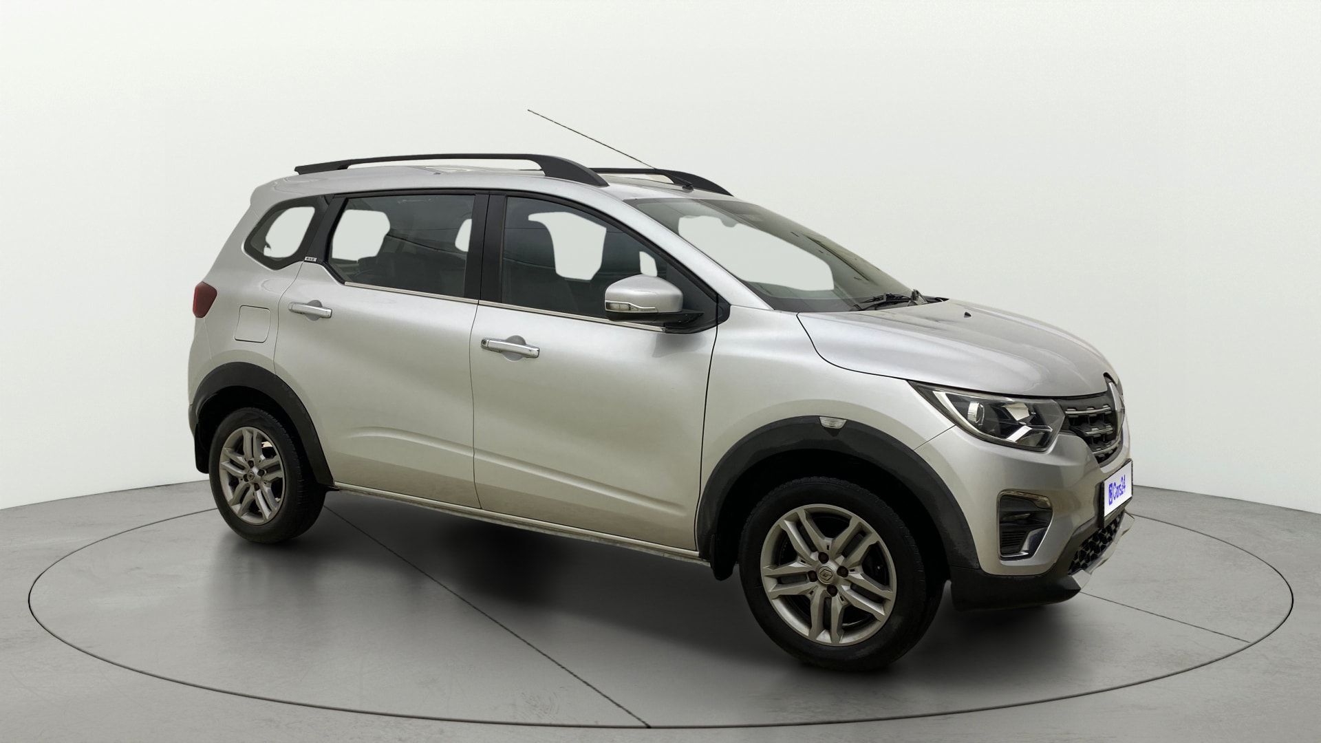View 2020 Renault Triber RXZ Image 37 Used 2020 Renault Triber RXZ Image 37