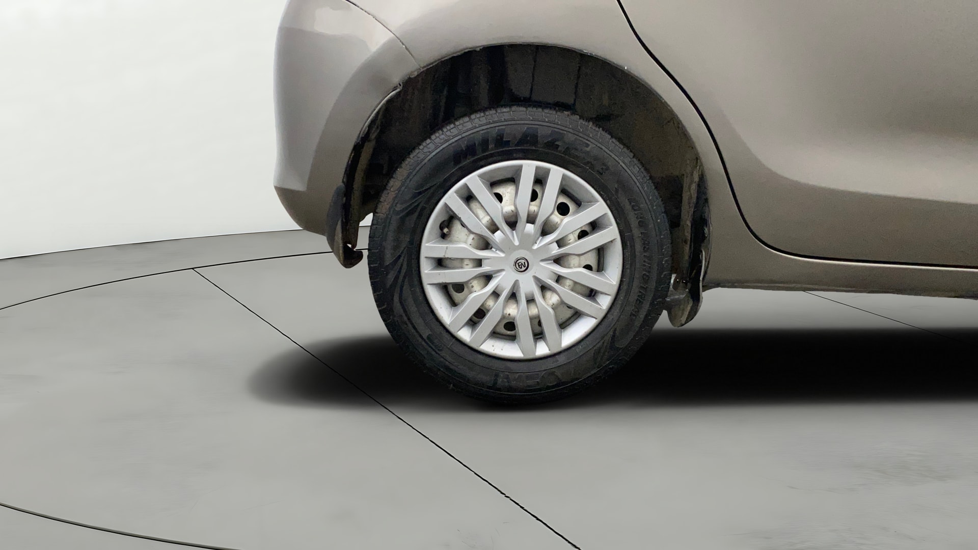 View 2018 Maruti Suzuki 1000 Base Variant Image 35 Used 2018 Maruti Suzuki 1000 Base Variant Image 35