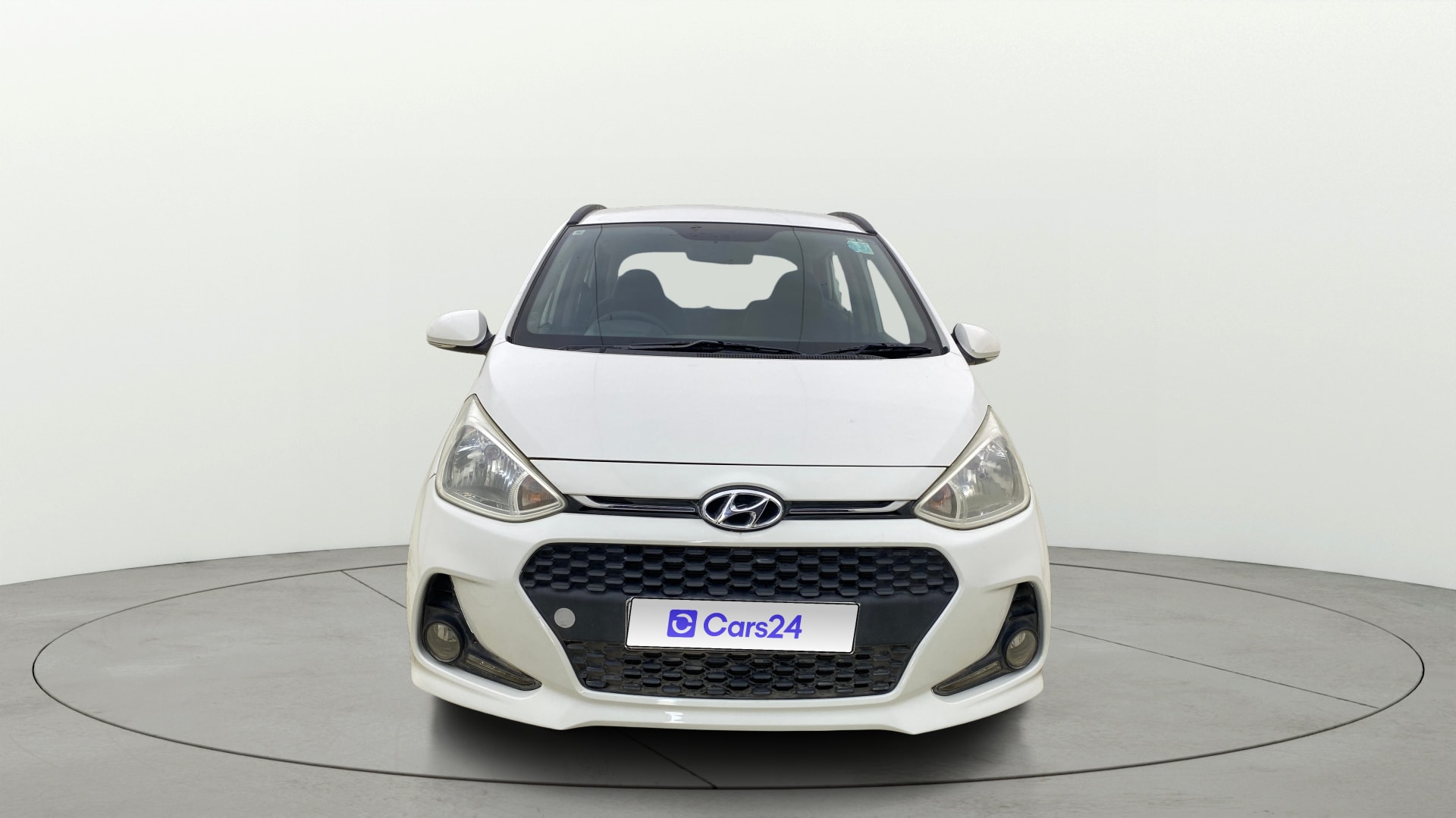 View 2017 Hyundai Grand i10 1.2 Sportz Petrol AT Image 1 Used 2017 Hyundai Grand i10 1.2 Sportz Petrol AT Image 1