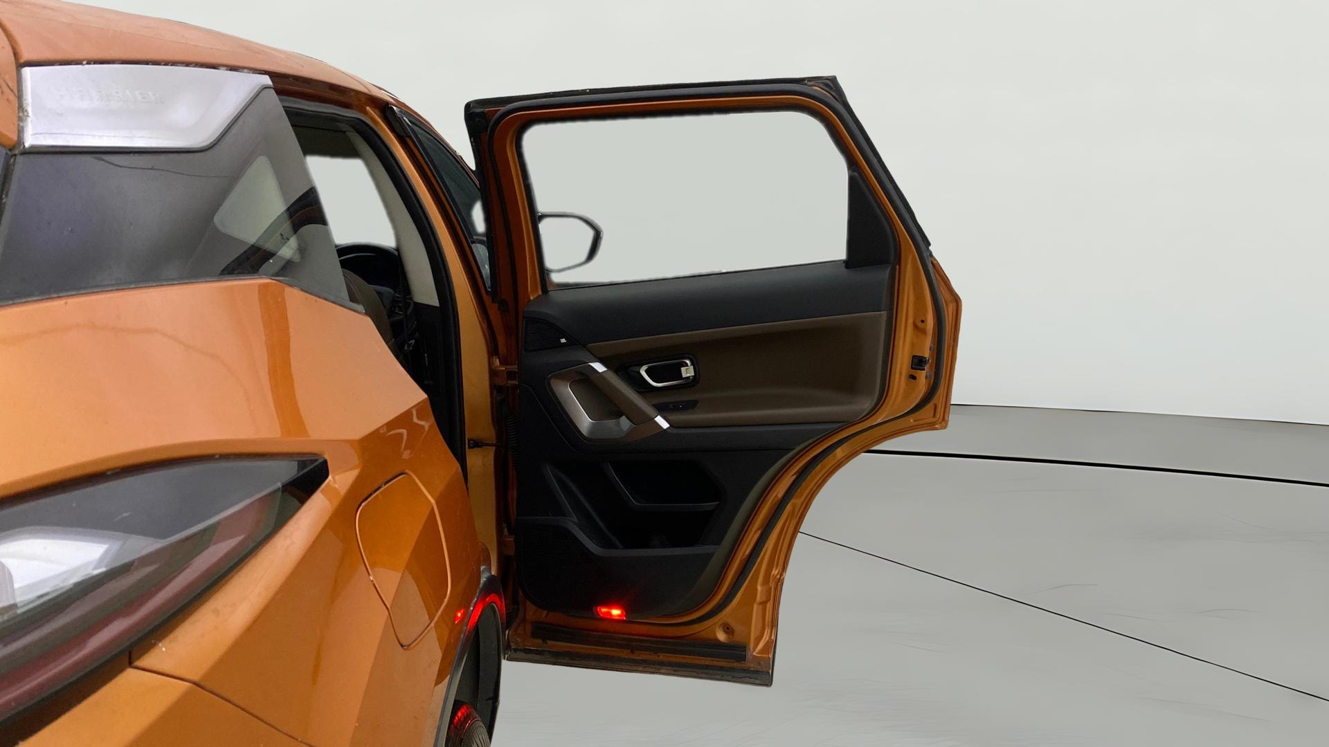View 2019 Tata Harrier XE Image 7 Used 2019 Tata Harrier XE Image 7