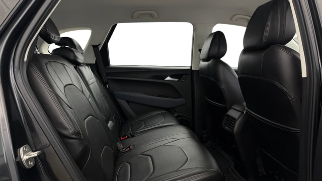 View MG Hector Image 36 Used MG Hector Image 36