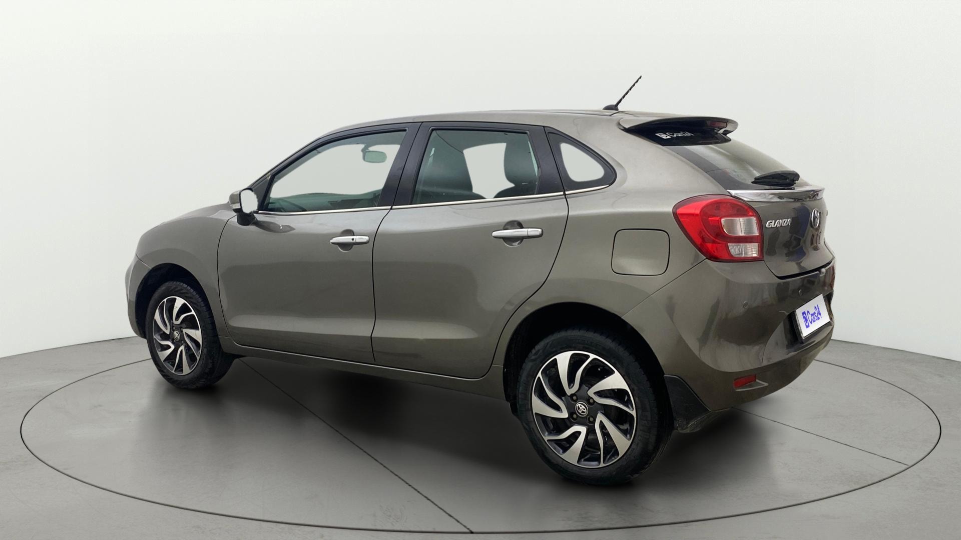 View 2019 Toyota Glanza V CVT Image 2 Used 2019 Toyota Glanza V CVT Image 2