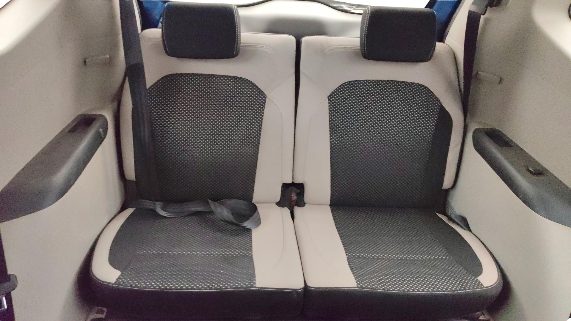 Used 2022 Renault Triber Used 2022 Renault Triber