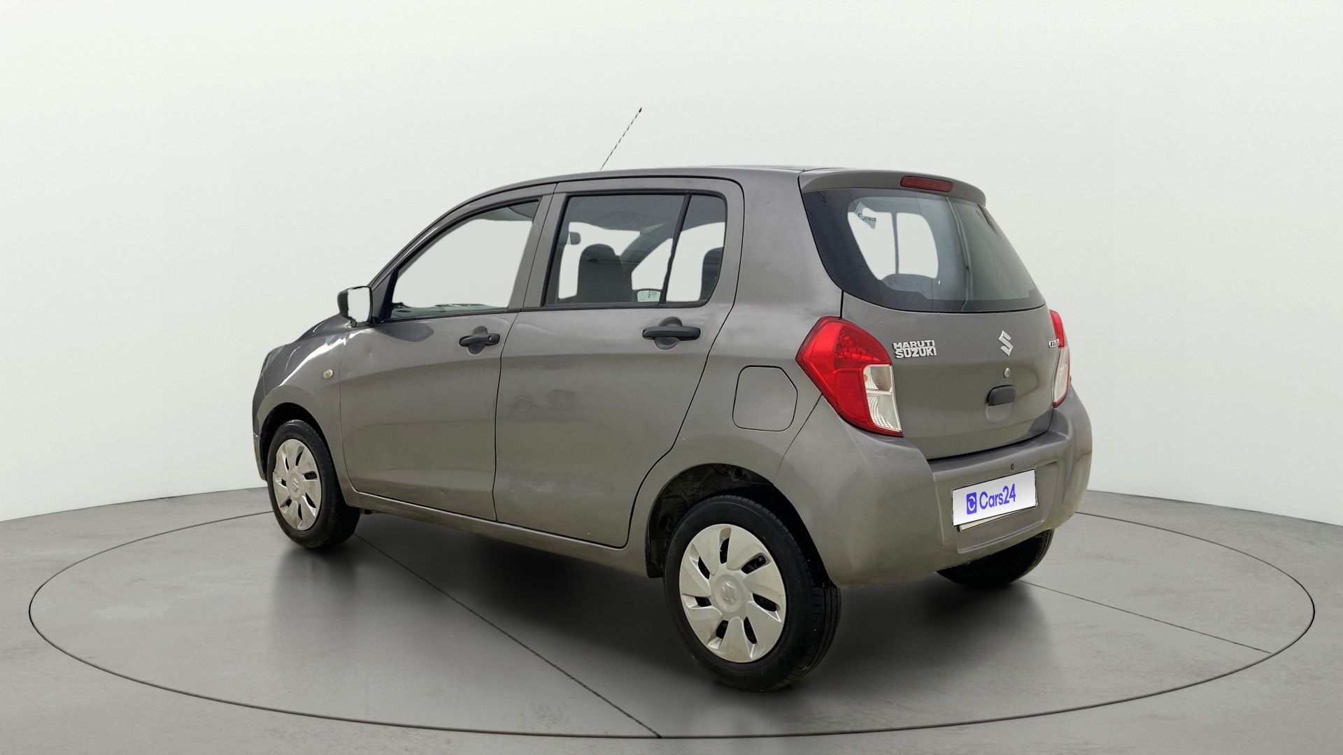 View 2016 Maruti Suzuki 1000 Base Variant Image 2 Used 2016 Maruti Suzuki 1000 Base Variant Image 2