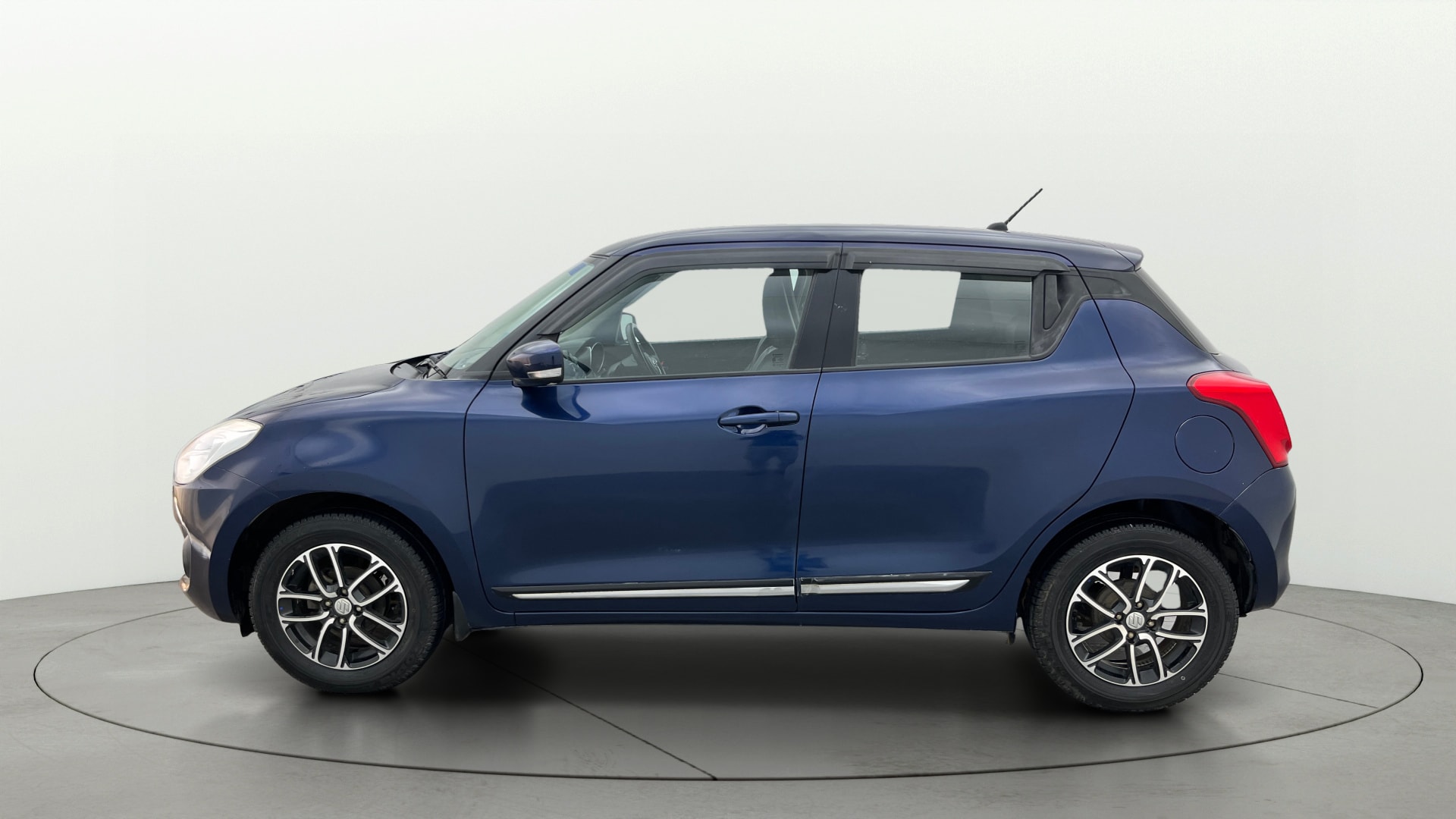 View 2018 Maruti Suzuki 1000 Base Variant Image 5 Used 2018 Maruti Suzuki 1000 Base Variant Image 5