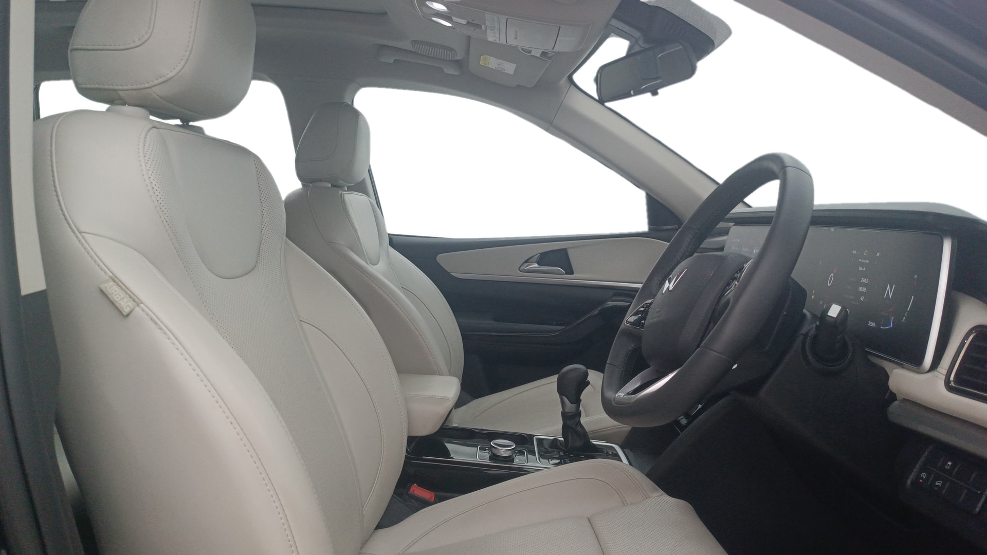 Used 2024 Mahindra XUV700 Used 2024 Mahindra XUV700