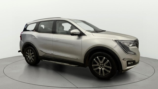 View Mahindra XUV700 Image 15 Used Mahindra XUV700 Image 15