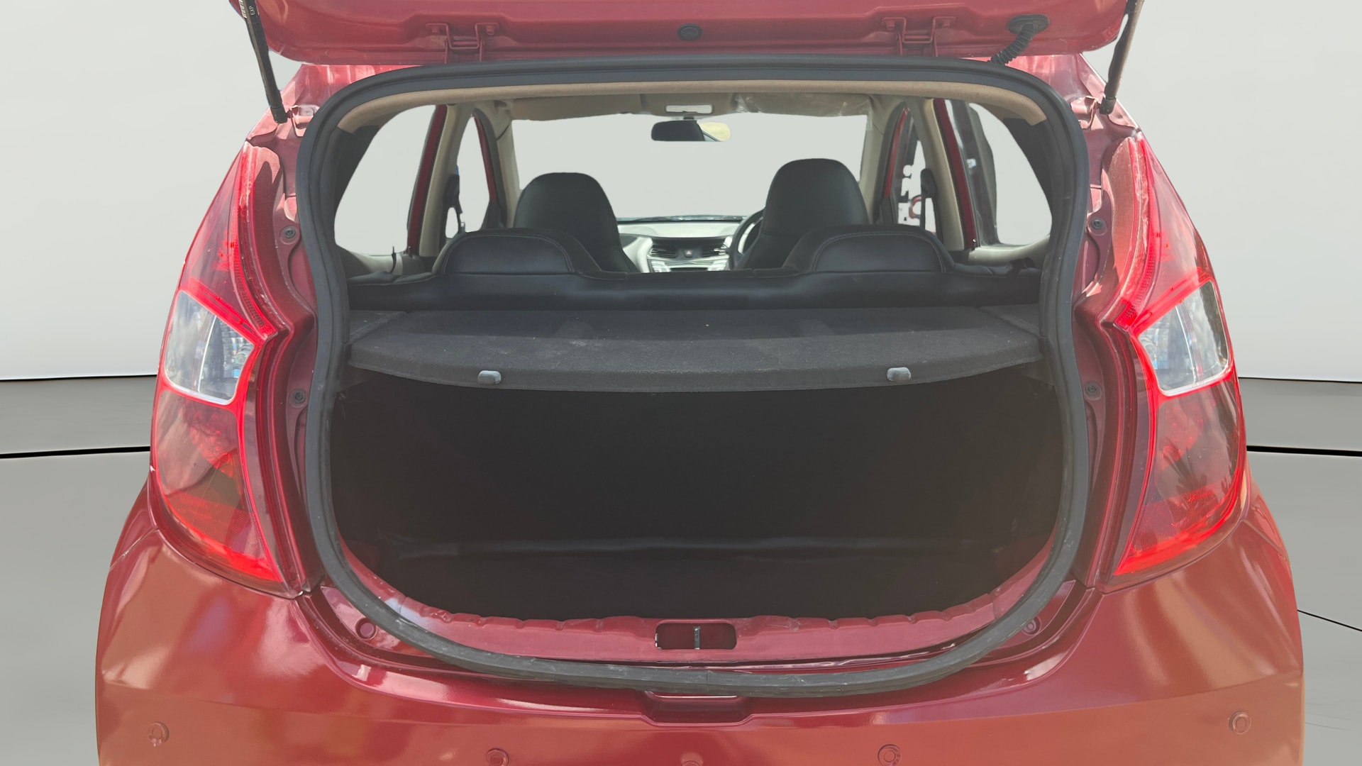 View 2017 Hyundai EON Sportz Image 36 Used 2017 Hyundai EON Sportz Image 36