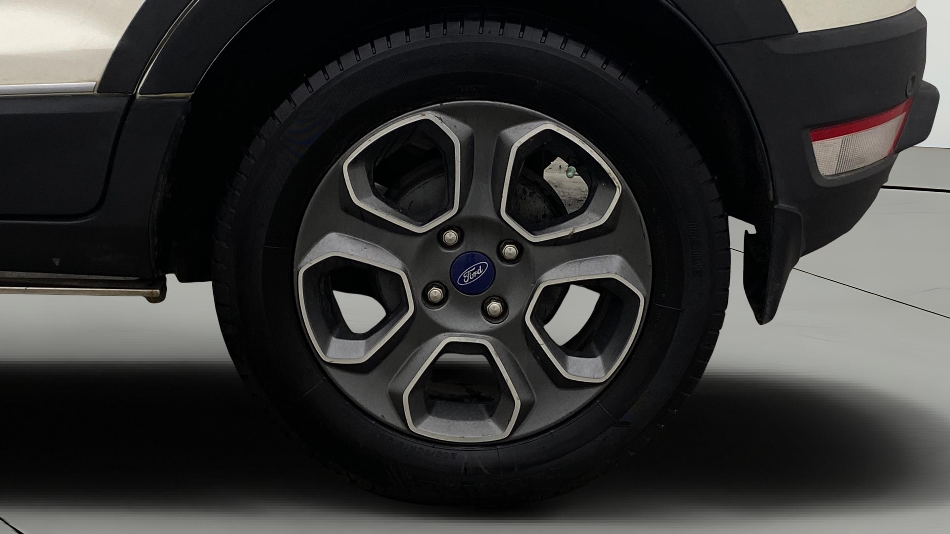 View 2021 Ford EcoSport 1.5 TDCi Diesel Ambiente BS IV Image 11 Used 2021 Ford EcoSport 1.5 TDCi Diesel Ambiente BS IV Image 11