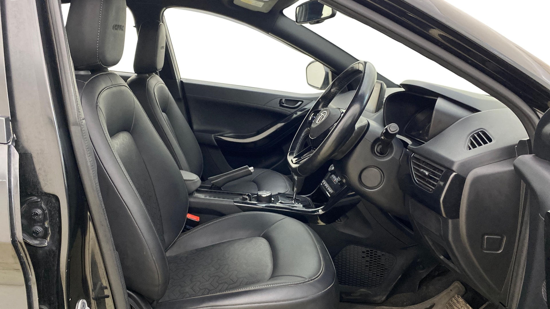 View 2023 Tata Nexon Revotron XZA Plus AMT Dark Image 18 Used 2023 Tata Nexon Revotron XZA Plus AMT Dark Image 18