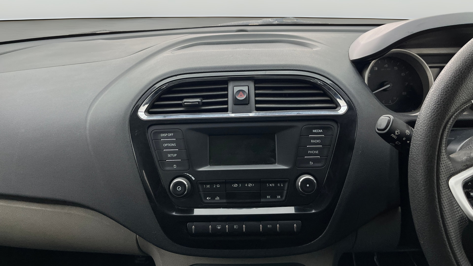 View 2017 Tata Tiago Revotorq XZ Image 17 Used 2017 Tata Tiago Revotorq XZ Image 17